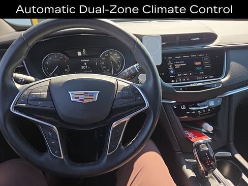 Used 2025 Cadillac XT5 Premium Luxury w/ LPO, Floor Liner Package AWD/4WD image 18