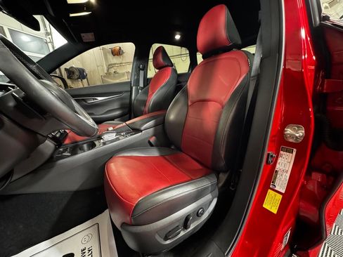 Used 2023 INFINITI QX50 Sport image 17