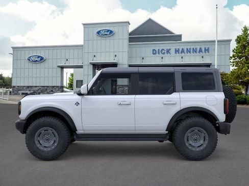 New 2025 Ford Bronco Outer Banks w/ Sasquatch Package image 4