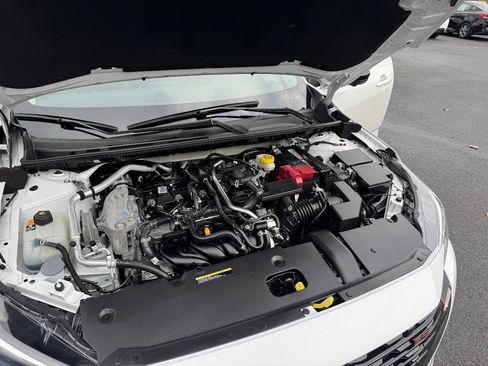 Used 2024 Nissan Sentra SR w/ SR Premium Package image 18