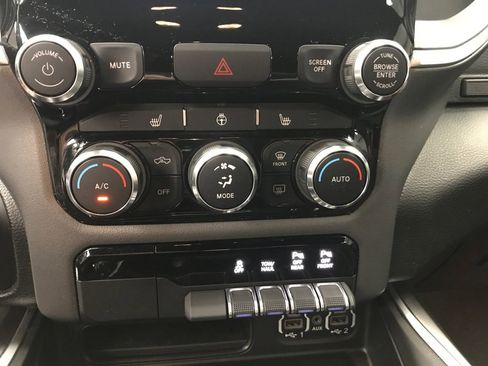 Used 2022 RAM 1500 Big Horn image 18