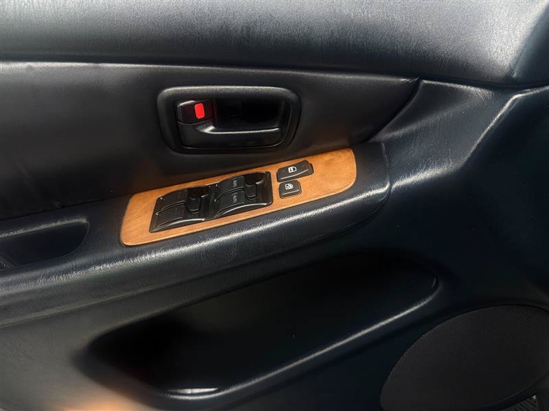 Used 2001 Lexus ES 330 w/ Lexus Value Pkg FWD image 13