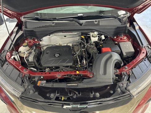 Used 2022 Chevrolet TrailBlazer RS w/ Sun and Liftgate Package AWD/4WD image 7