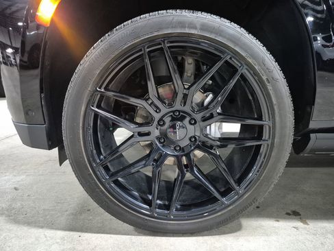 Certified 2023 GMC Yukon Denali Ultimate image 35