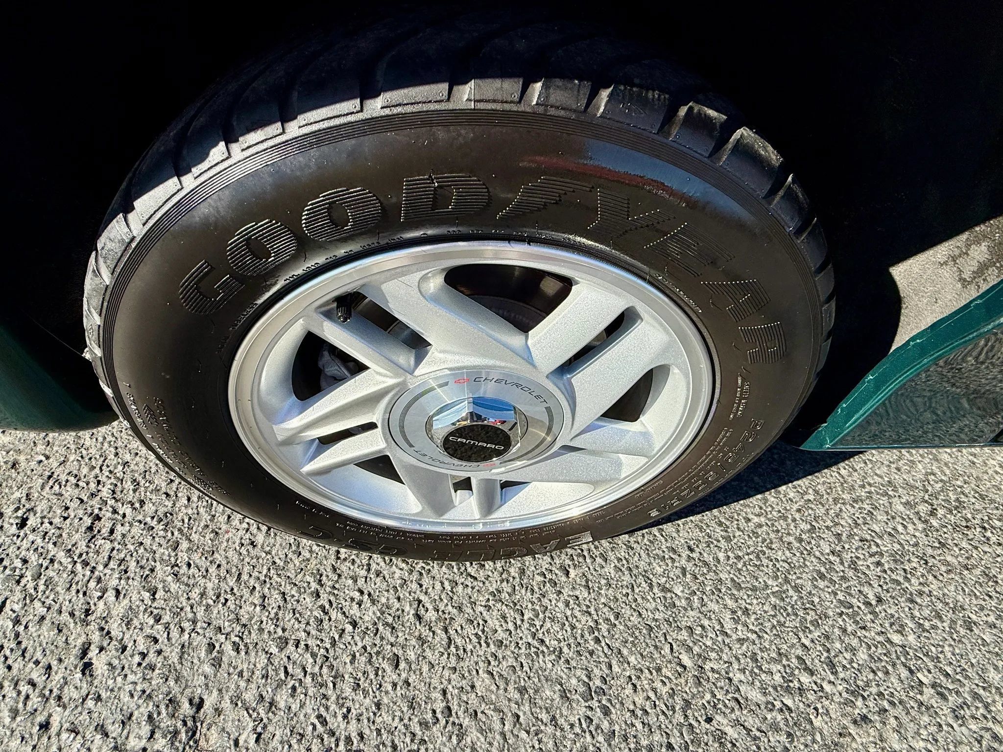 Used 1995 Chevrolet Camaro Z28 RWD image 15