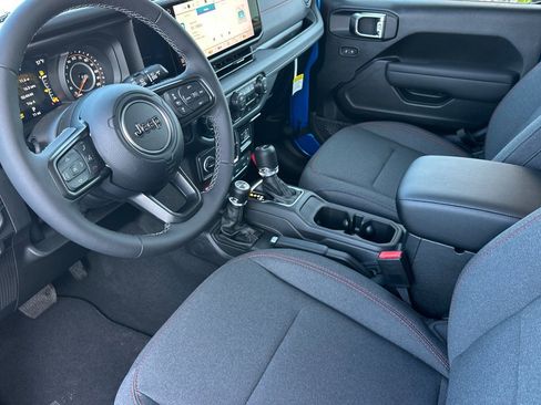 New 2026 Jeep Wrangler Unlimited Rubicon image 11