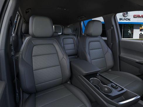 New 2026 Chevrolet Equinox LT w/ Convenience Package II image 16