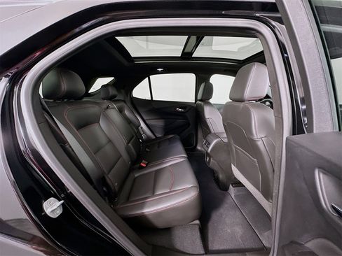 Used 2022 Chevrolet Equinox RS w/ RS Leather Package image 29