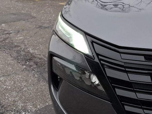 New 2026 Nissan Rogue SV image 6