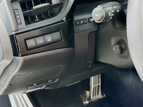 Used 2023 Lexus ES 350 F Sport w/ Accessory Package (Z2) image 10