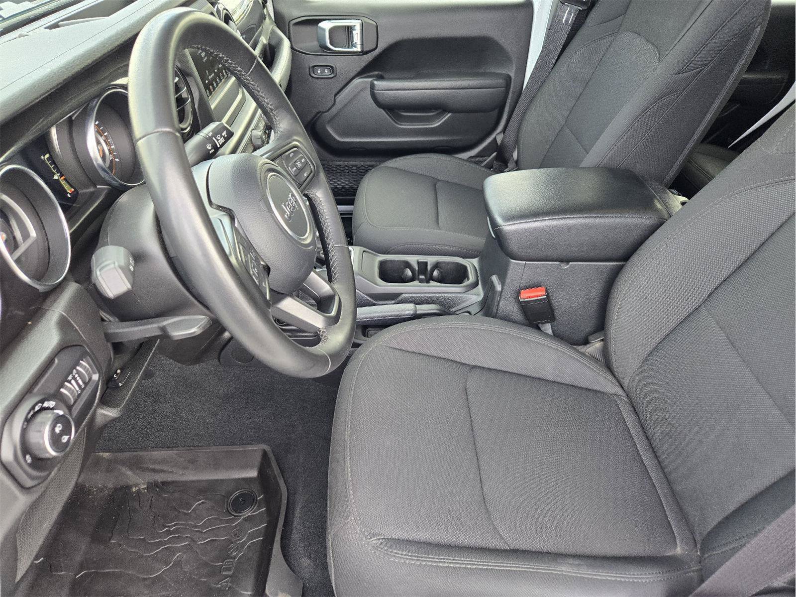 Used 2022 Jeep Gladiator Sport AWD/4WD image 12