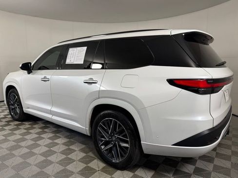 Used 2025 Lexus TX 350 AWD w/ Technology Package image 4