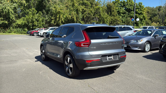 Used 2019 Volvo XC40 T5 Momentum AWD/4WD image 4