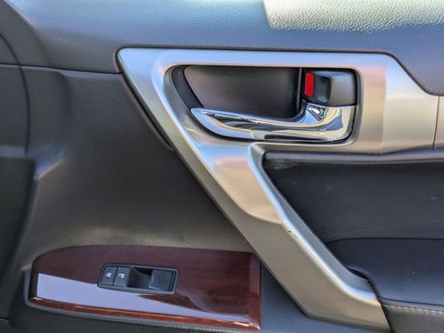 Used 2016 Lexus GX 460 image 36