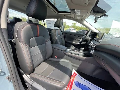 New 2025 Nissan Sentra SR w/ SR Premium Package image 18