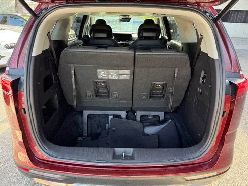 Used 2024 Kia Carnival SX Prestige FWD image 7