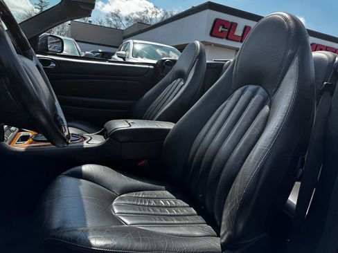 Used 2000 Jaguar XK8 Convertible RWD image 17