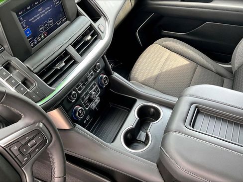 Used 2024 Chevrolet Tahoe LS image 15