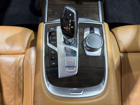 Used 2016 BMW 750i xDrive xDrive Executive Pkg 2 $107K M image 78