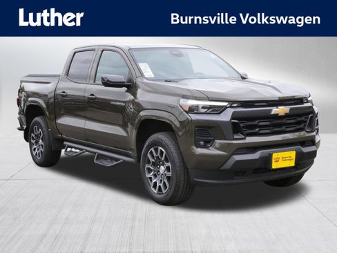 Used 2023 Chevrolet Colorado LT w/ LT Convenience Package III AWD/4WD image 1