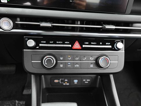 New 2026 Hyundai Santa Cruz SE FWD image 18