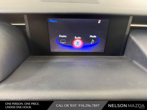 Used 2017 Lexus RC 200t F Sport RWD image 27