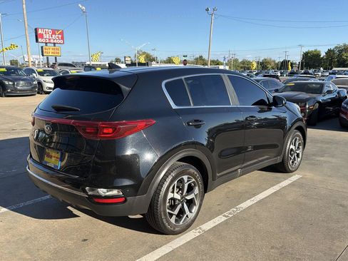 Used 2020 Kia Sportage LX FWD image 5