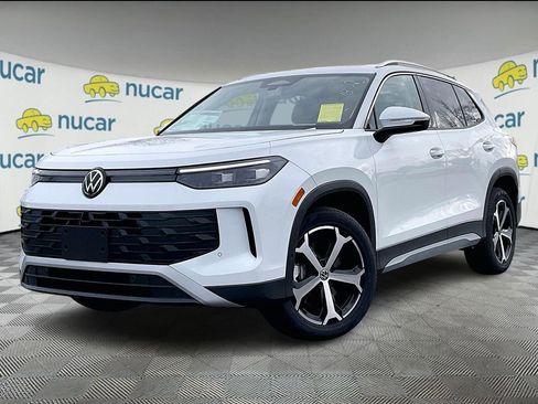 New 2026 Volkswagen Tiguan SE AWD/4WD image 4