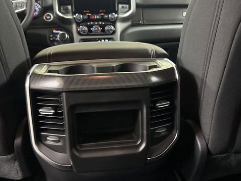 New 2026 RAM 1500 4x4 Crew Cab image 21