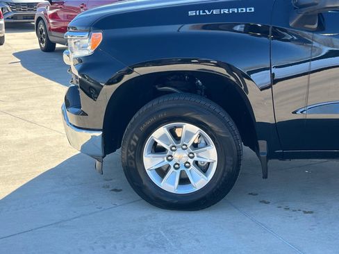 Used 2025 Chevrolet Silverado 1500 LT image 8