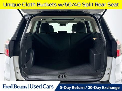 Used 2017 Ford Escape SE image 30