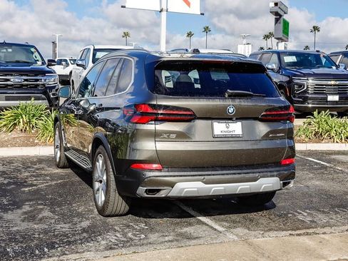 Used 2024 BMW X5 xDrive50e w/ Premium Package image 7