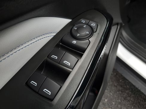 Used 2025 Chevrolet Trax LT image 20