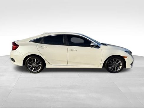 Used 2019 Honda Civic EX image 10