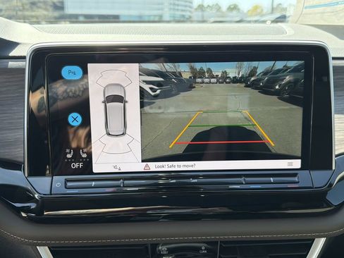 New 2026 Volkswagen Atlas SEL image 31