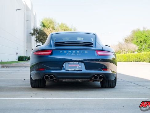 Used 2015 Porsche 911 Carrera image 16