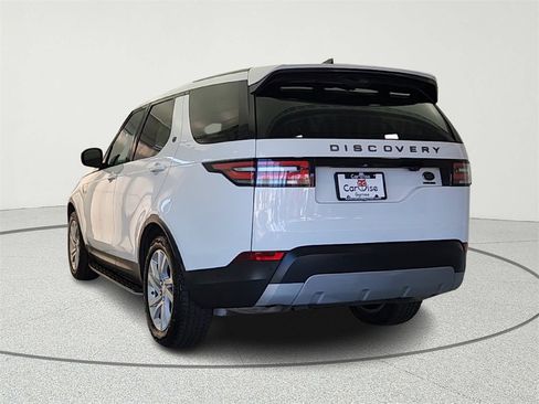 Used 2017 Land Rover Discovery HSE image 6