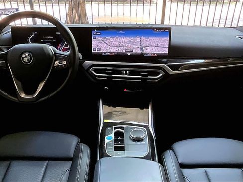 Used 2023 BMW i4 eDrive40 RWD image 13