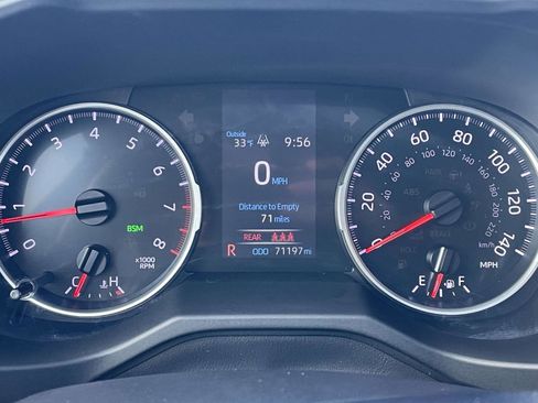 Used 2020 Toyota RAV4 XLE image 13