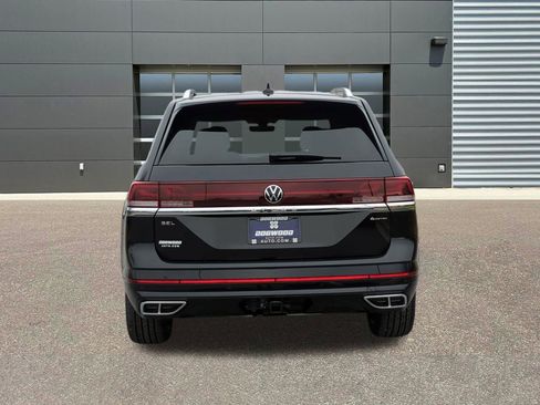 New 2026 Volkswagen Atlas SE image 6