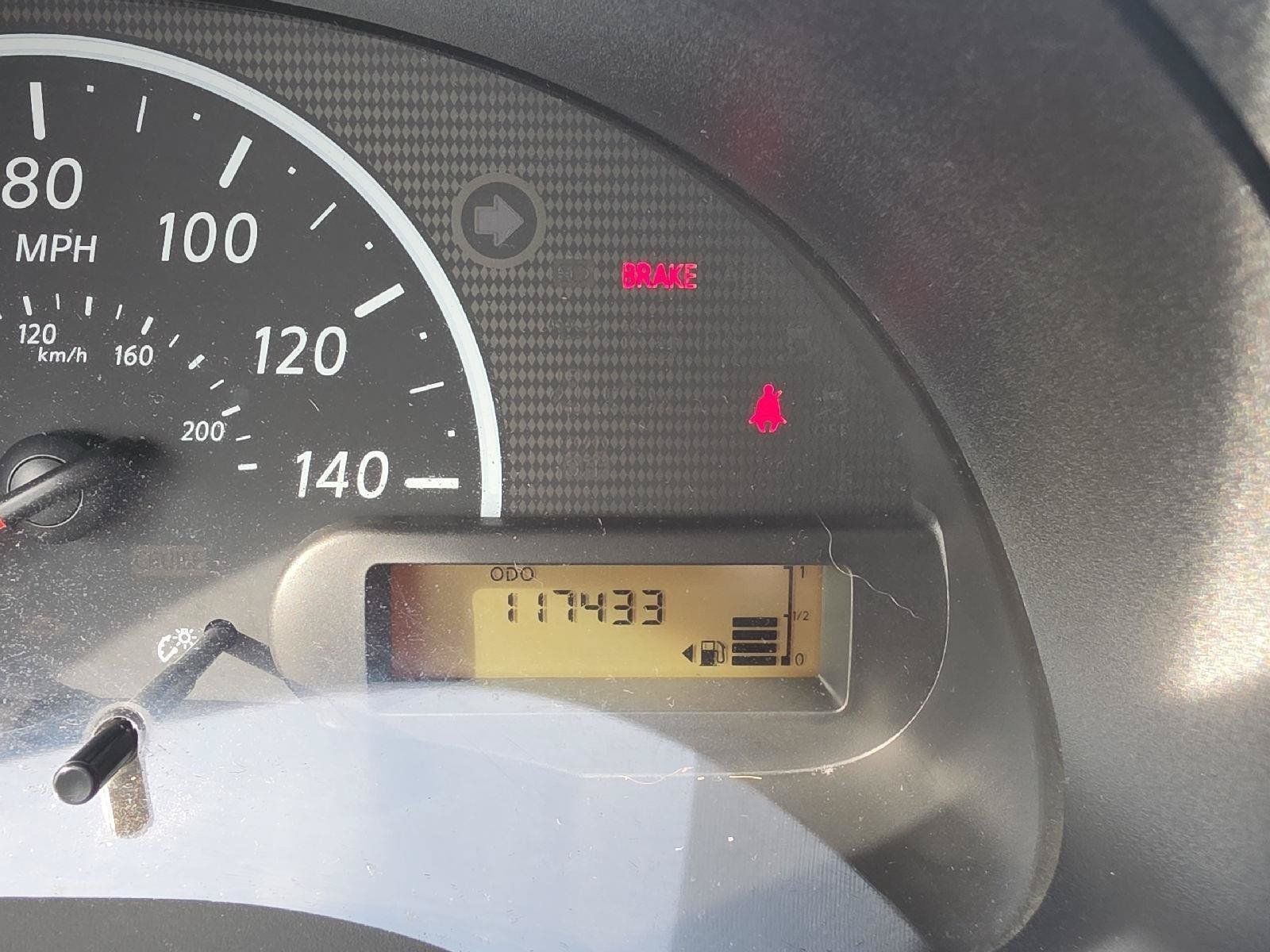 Used 2013 Nissan Versa S FWD image 2