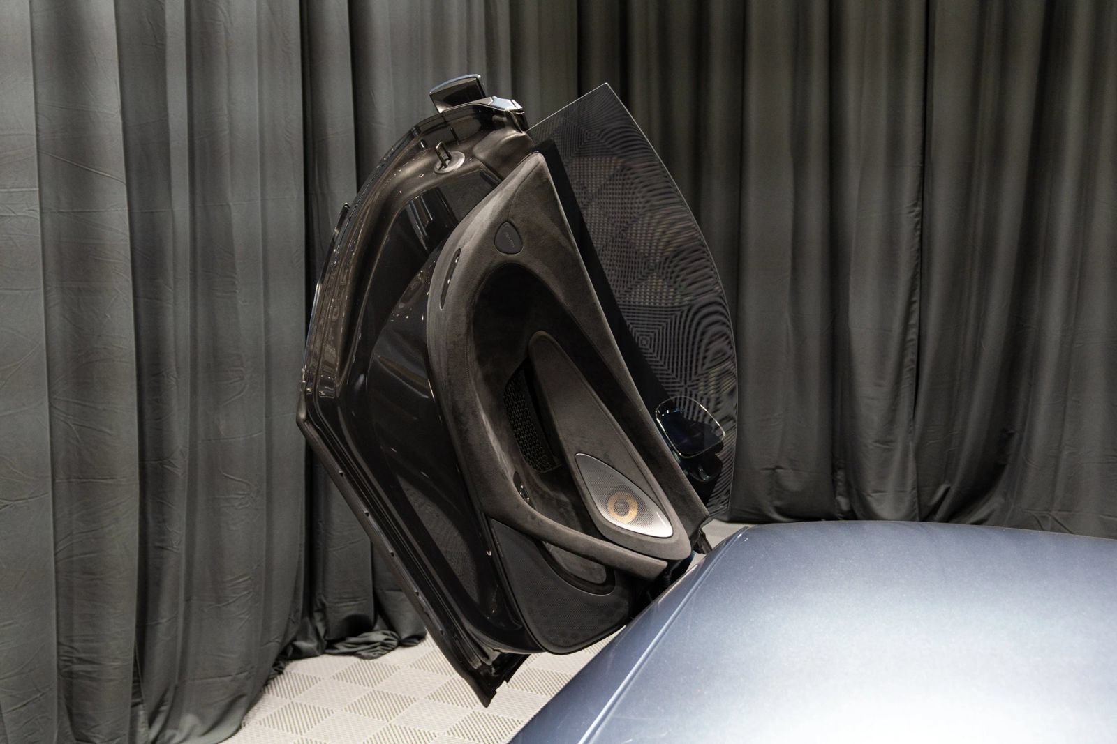 Used 2019 McLaren 600LT RWD image 18