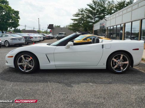 Used 2009 Chevrolet Corvette Convertible w/ Preferred Equipment Group RWD image 4