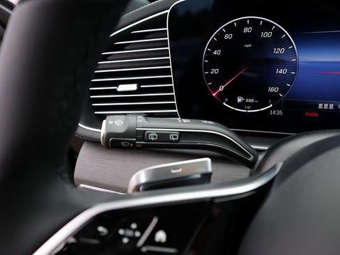 New 2026 Mercedes-Benz GLE 450 4MATIC image 39