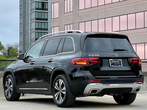 Certified 2026 Mercedes-Benz GLB 250 4MATIC image 5