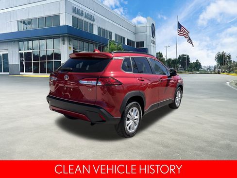 Used 2023 Toyota Corolla Cross LE image 4