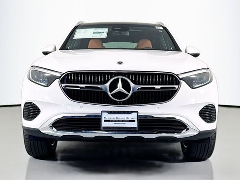 New 2026 Mercedes-Benz GLC 300 image 2