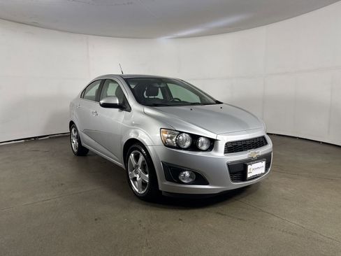 Used 2014 Chevrolet Sonic LTZ image 3