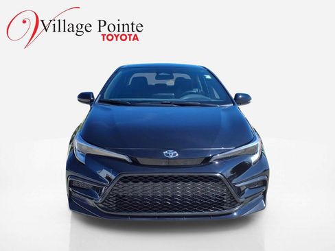 Used 2026 Toyota Corolla SE FWD image 8