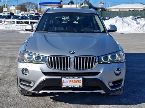Used 2017 BMW X3 xDrive28i image 2
